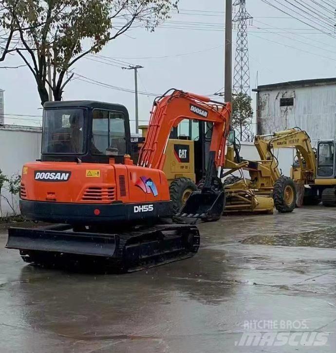 Doosan DH 55 Minikaivukoneet < 7t