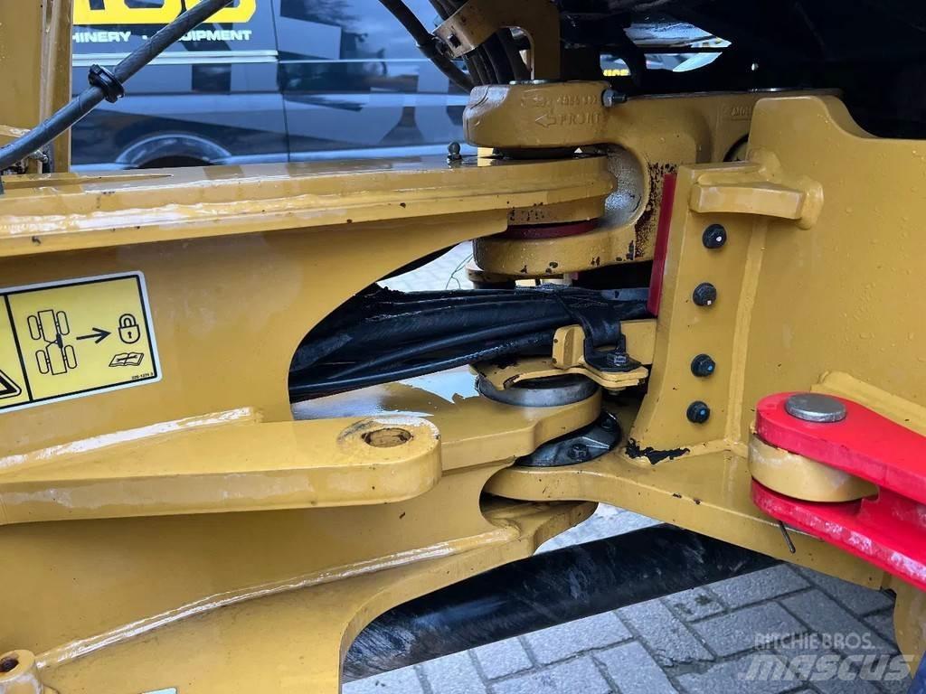 CAT 908M Pyöräkuormaajat