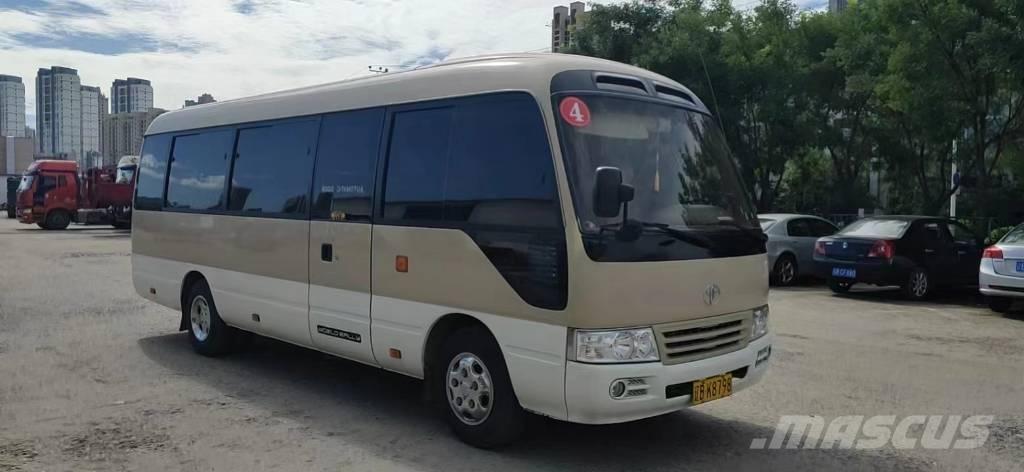 Toyota Coaster Bus Minibussit