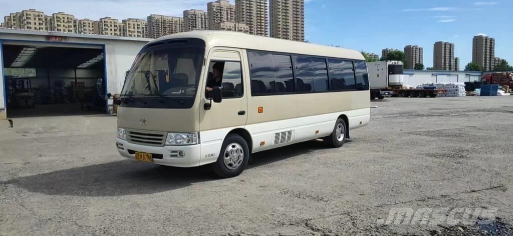 Toyota Coaster Bus Minibussit