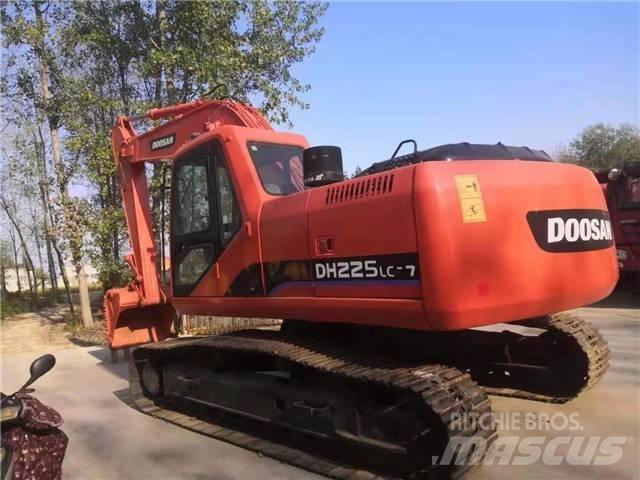 Doosan DH225 Telakaivukoneet