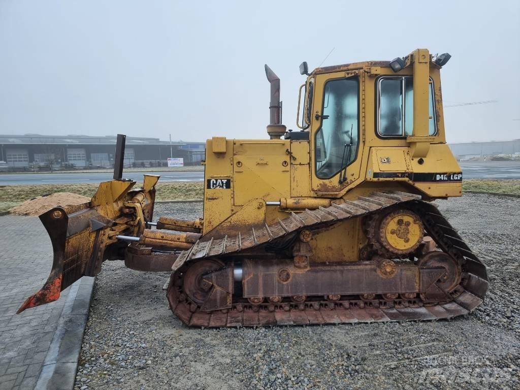 CAT D 4 H Telaketjupuskutraktorit