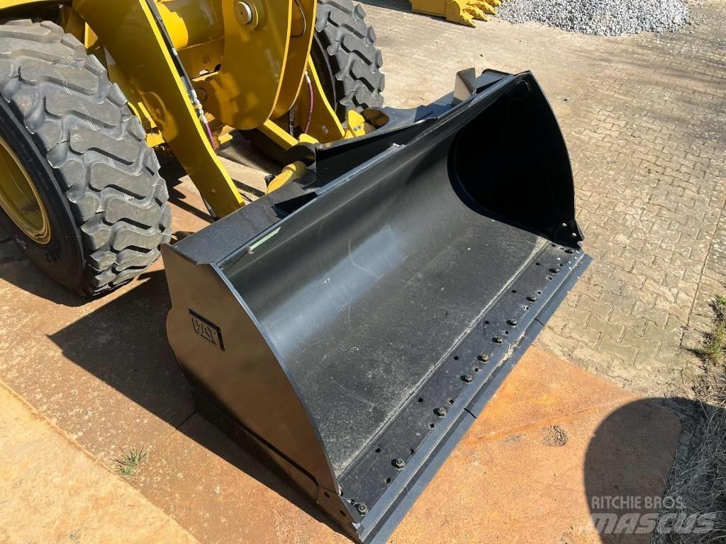 CAT 926M Pyöräkuormaajat