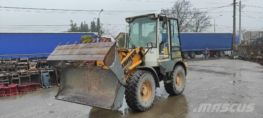 Liebherr L 506 Pyöräkuormaajat