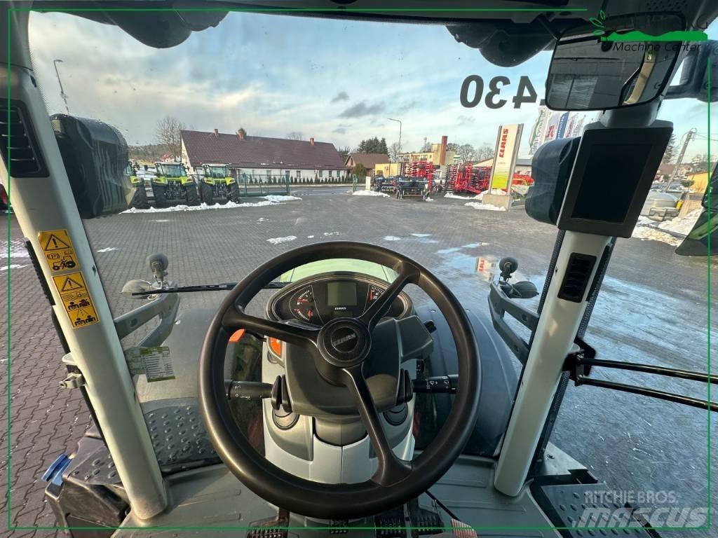 CLAAS Axion 850 Traktorit
