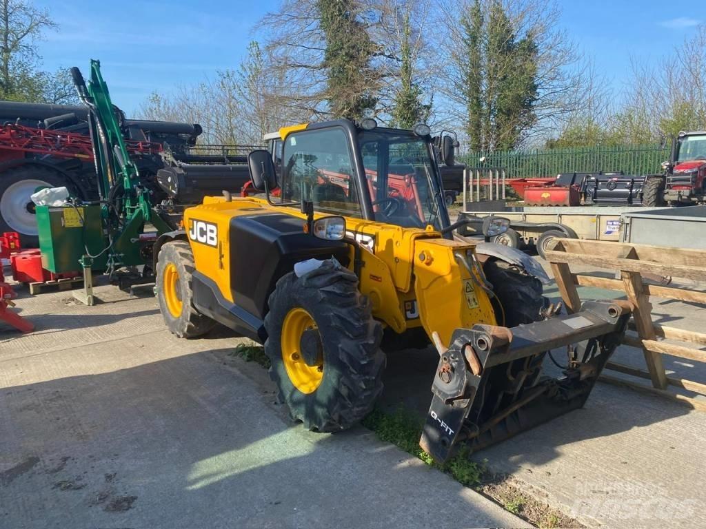 JCB 525-60 Maatalouskurottajat