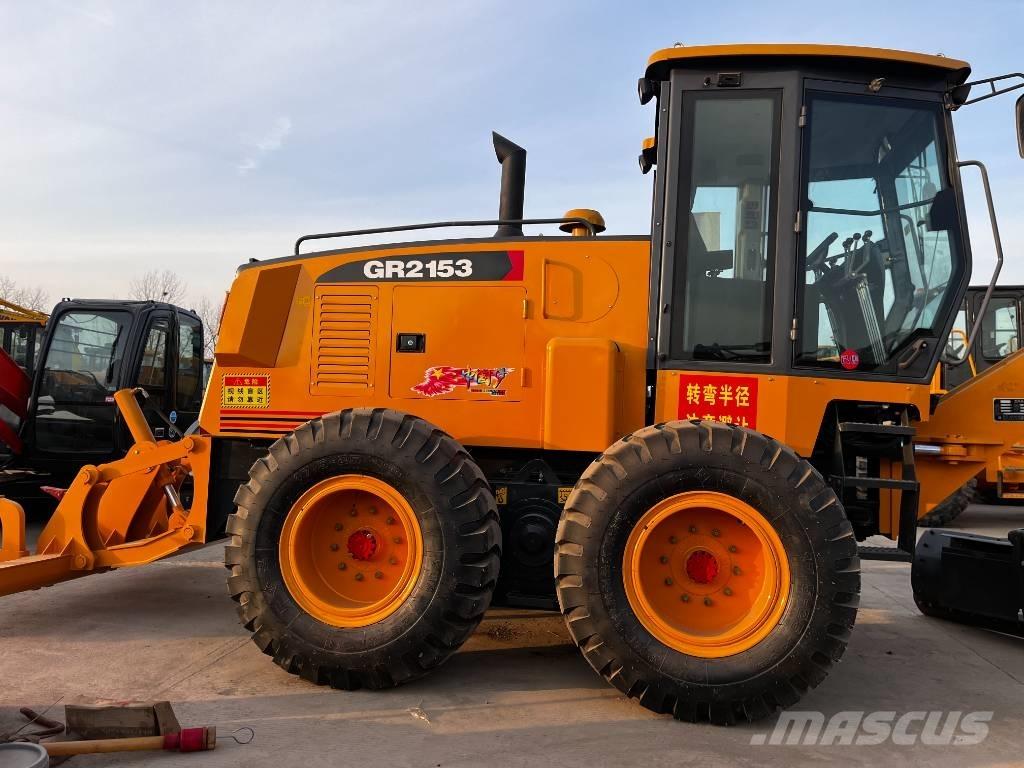 XCMG GR 2153 Pyöräpuskutraktori