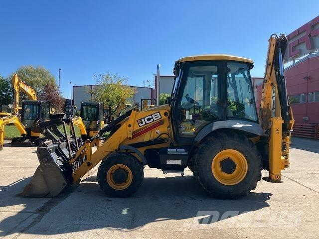 JCB 3 CX Kaivurikuormaajat