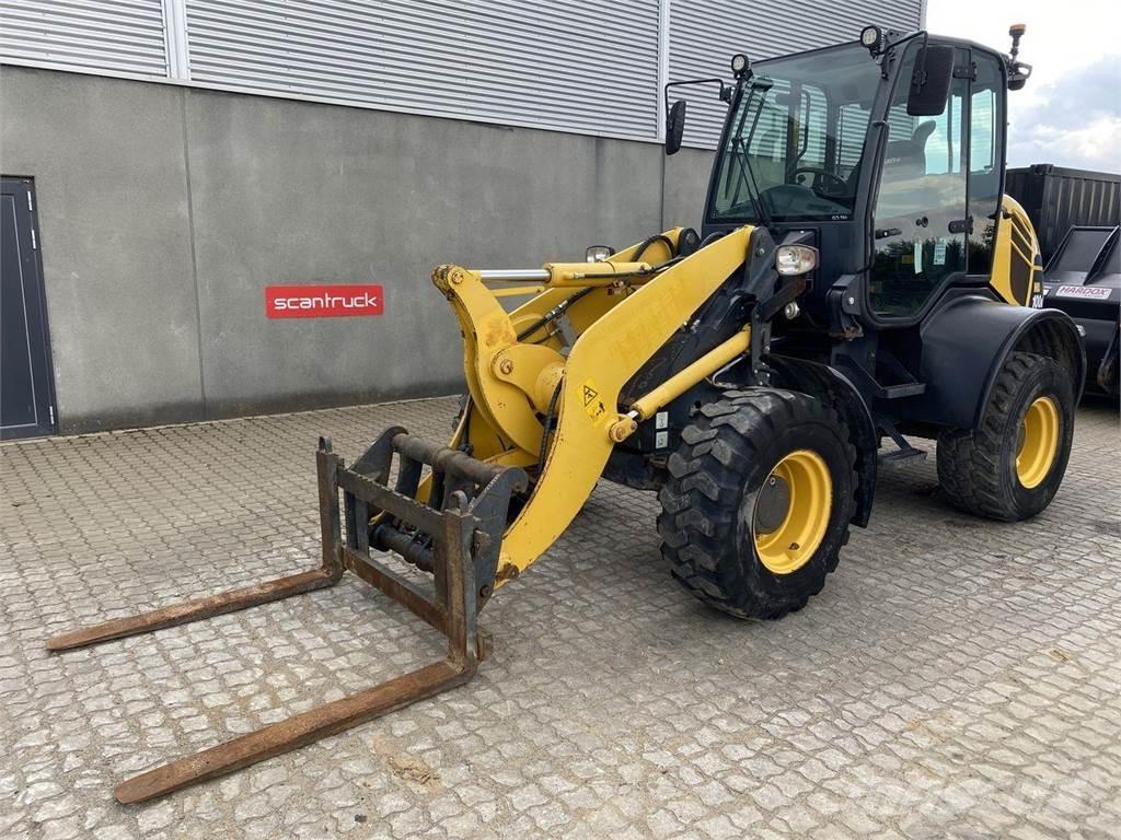 Komatsu WA100-7 Yleiskuormaajat