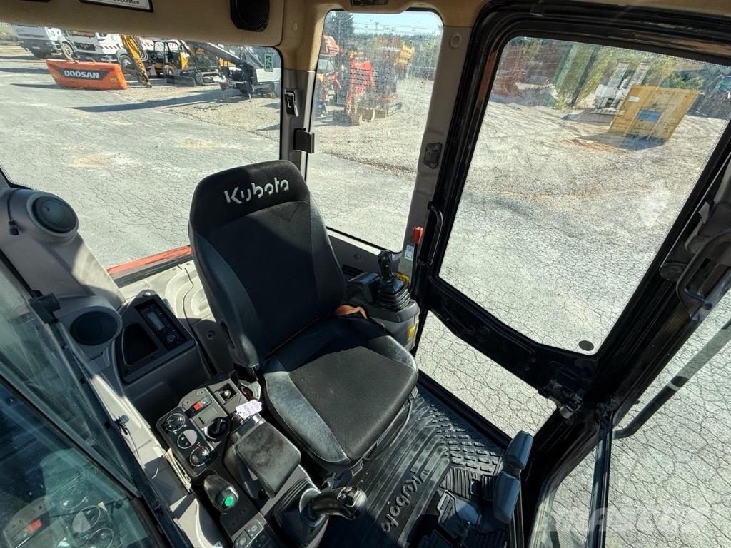 Kubota KX 060-5 Minikaivukoneet < 7t