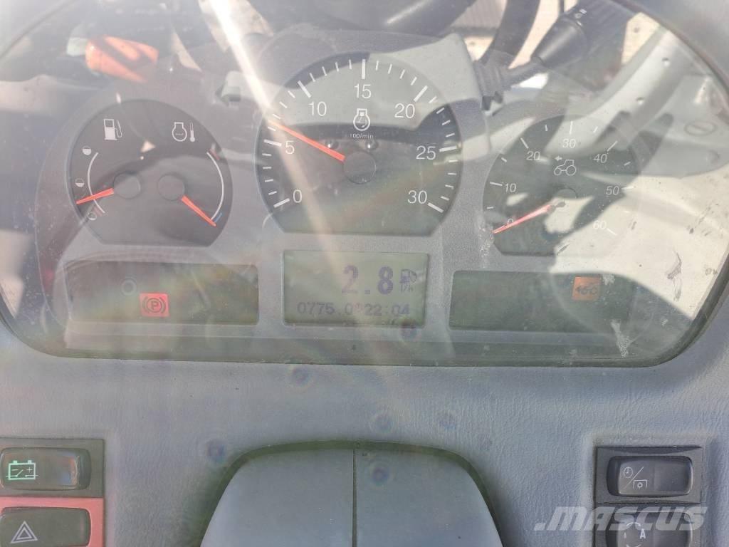 Valtra T 163 EV Traktorit