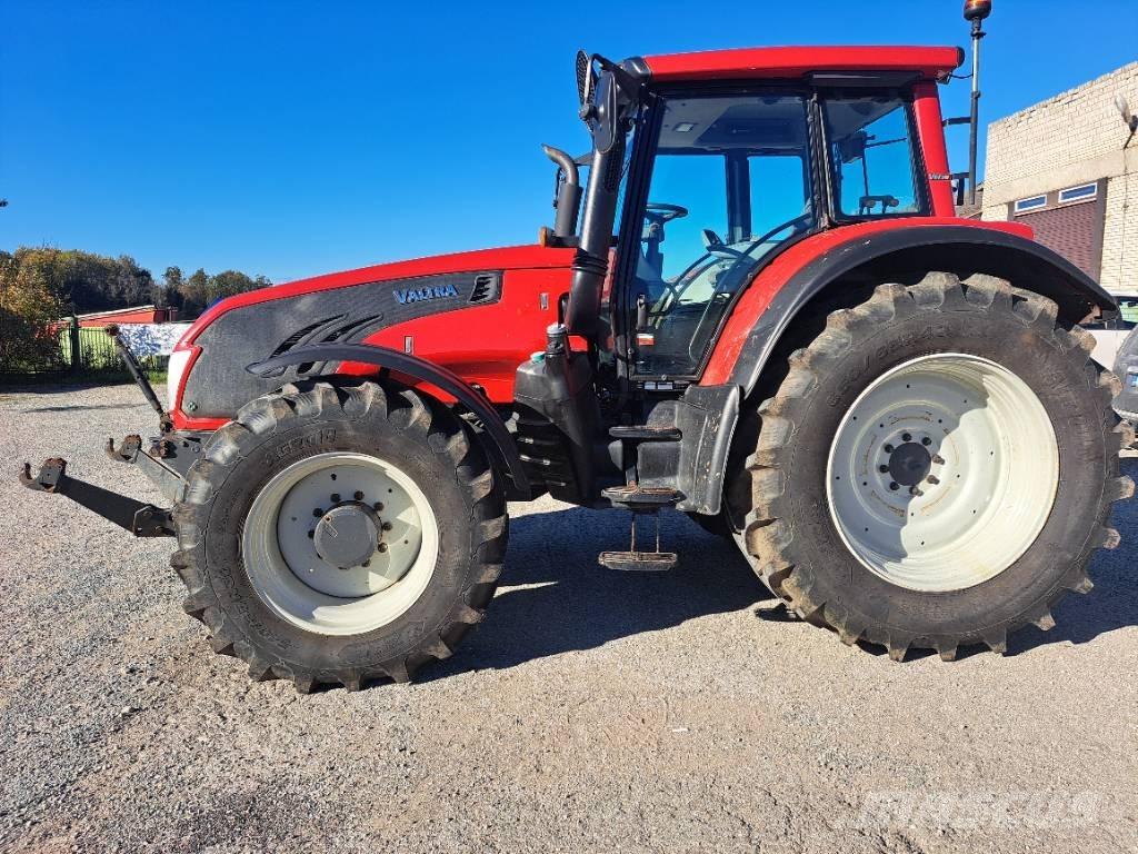 Valtra T 163 EV Traktorit