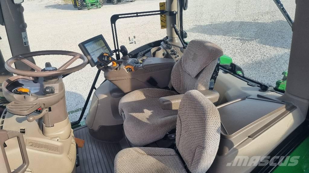 John Deere 6130R Traktorit