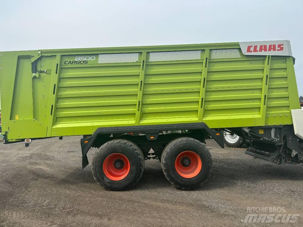 CLAAS Cargos 8500 Keräävät noukinvaunut ja silppurivaunut