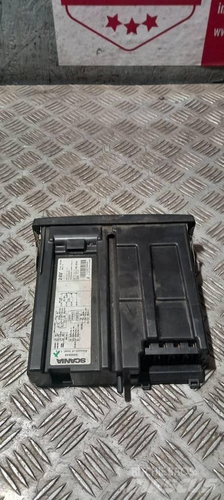 Scania R 440     2035646 Ohjaamot ja sisustat