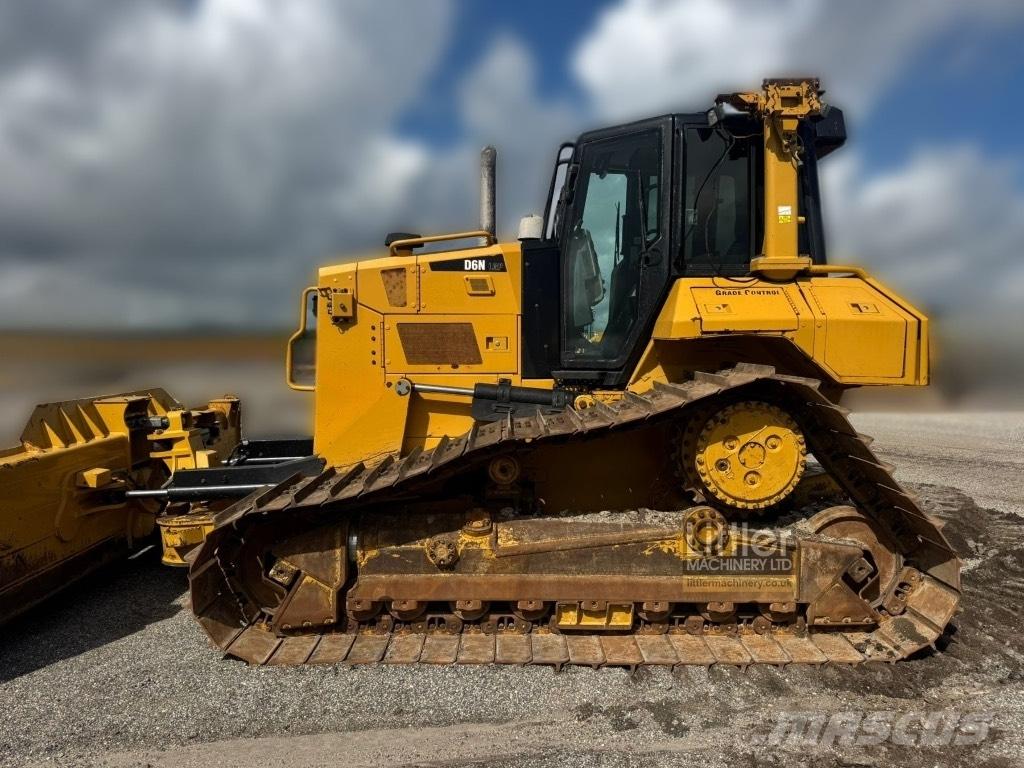 CAT D 6 N LGP Telaketjupuskutraktorit