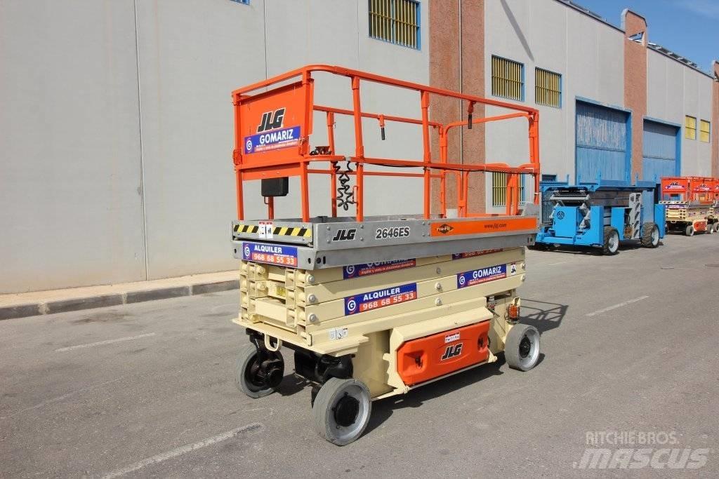 JLG 2646ES Saksilavat