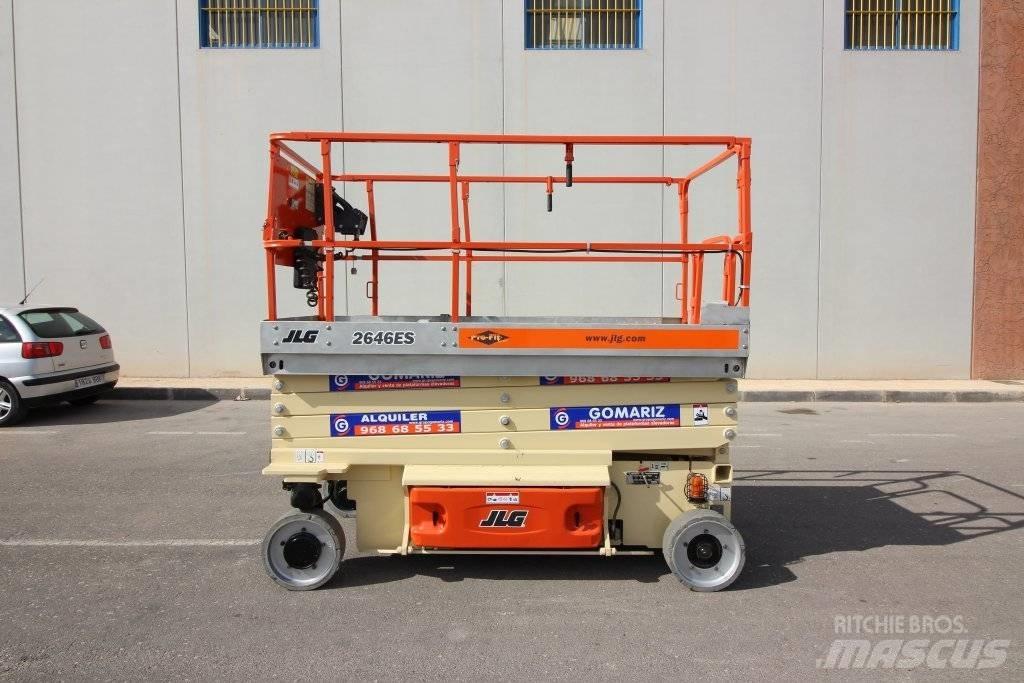 JLG 2646ES Saksilavat