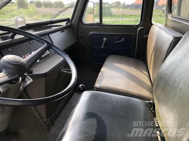 MAN 11-136 4T 4x4 Umpikorikuorma-autot