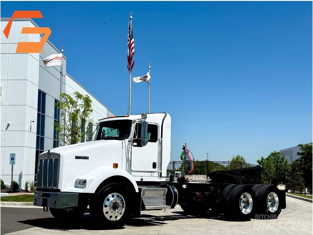 Kenworth T800 Vetopöytäautot