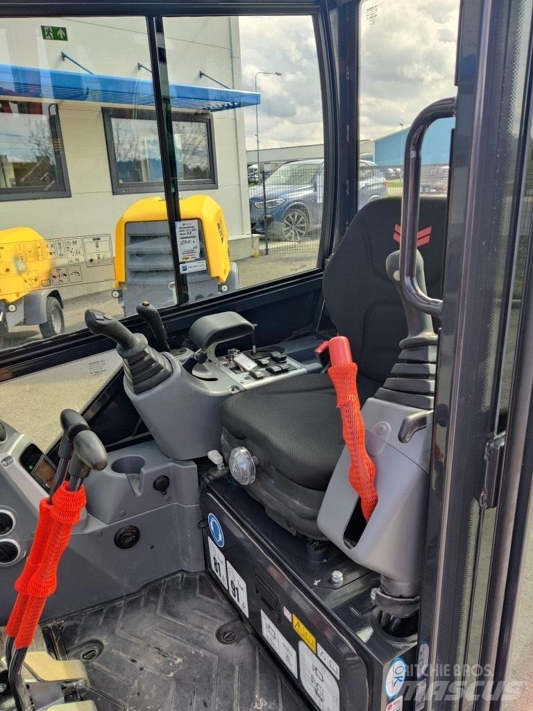 Yanmar SV17-VT Minikaivukoneet < 7t