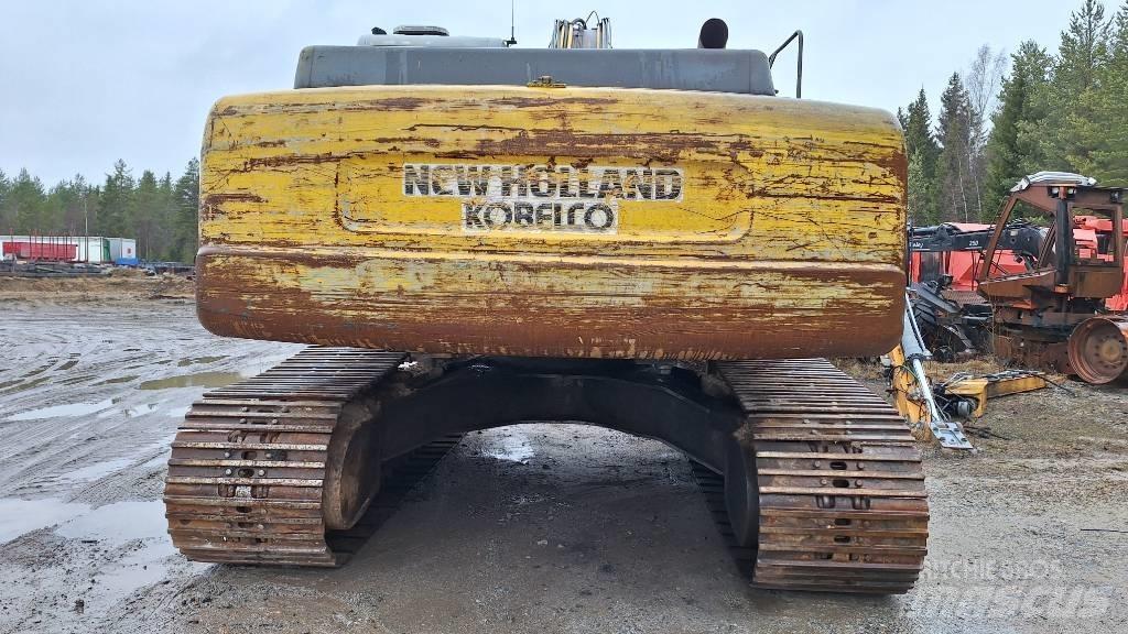 New Holland E 305 Telakaivukoneet