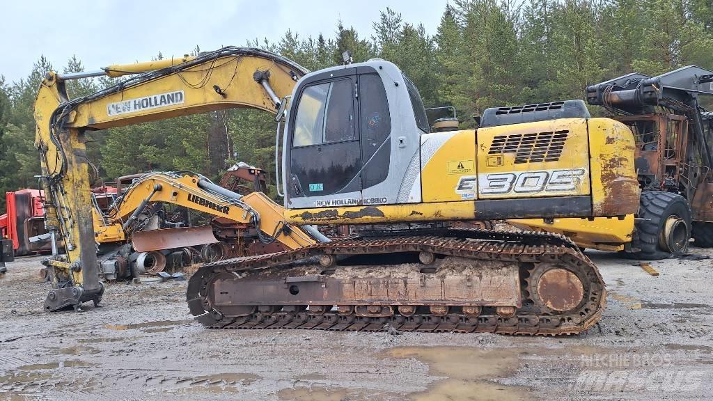 New Holland E 305 Telakaivukoneet