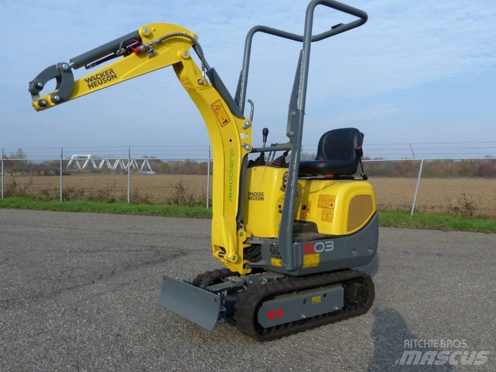 Wacker Neuson 803 Minikaivukoneet < 7t