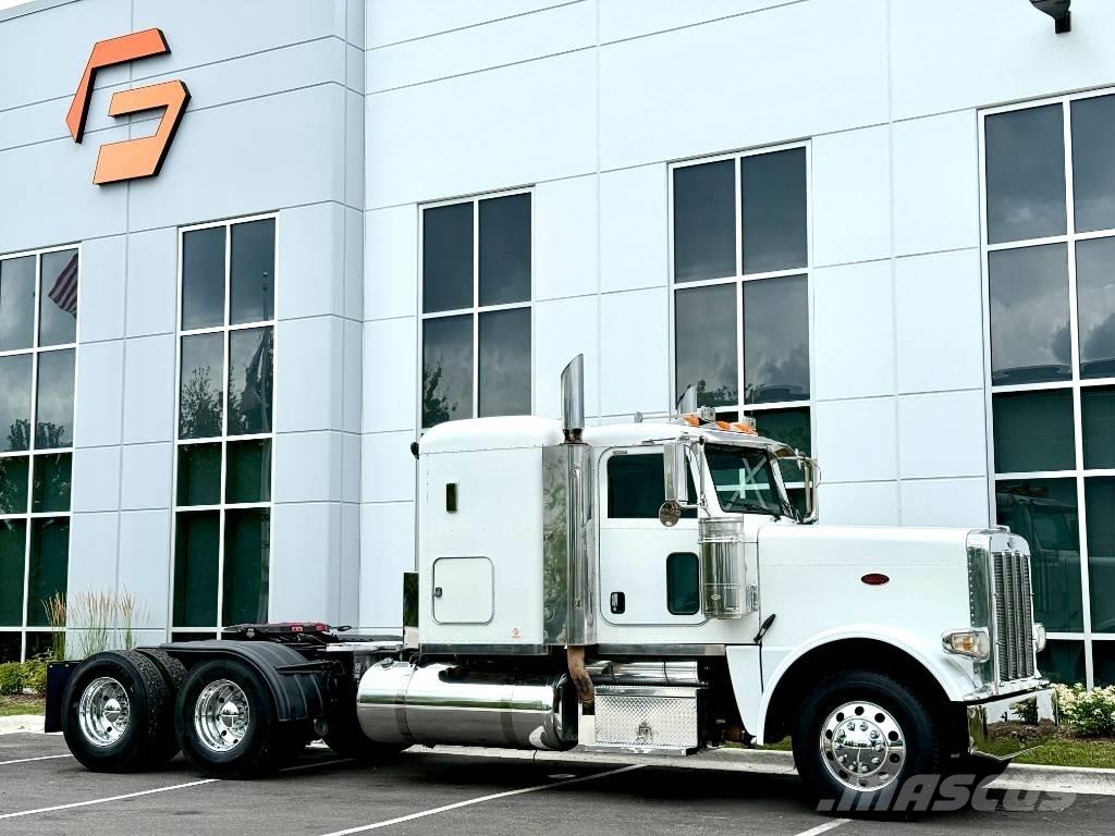 Peterbilt 388 Vetopöytäautot