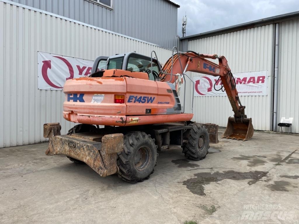 Kobelco E145W Pyöräkaivukoneet