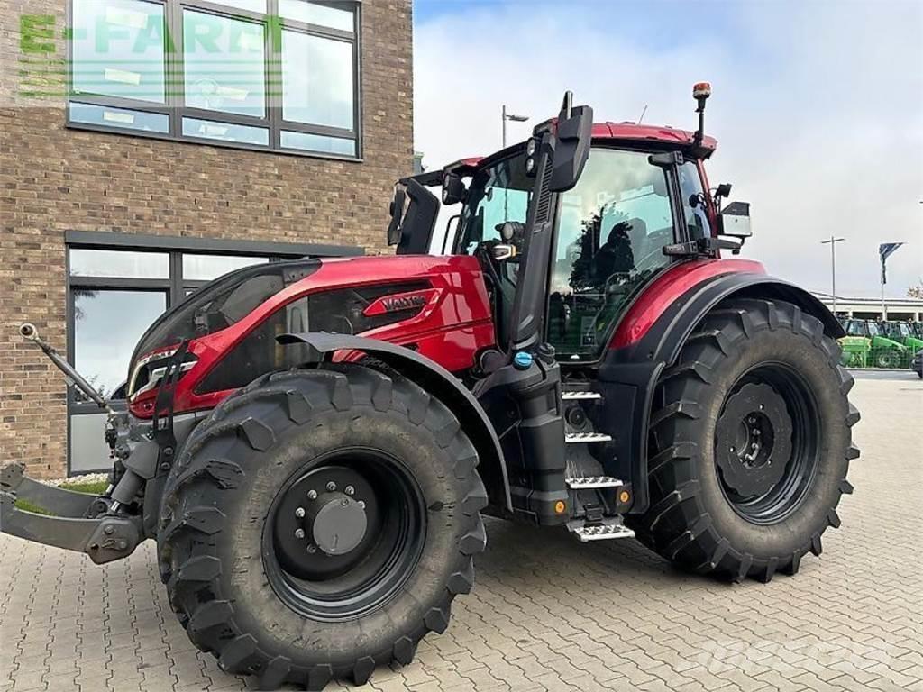 Valtra q265 Traktorit