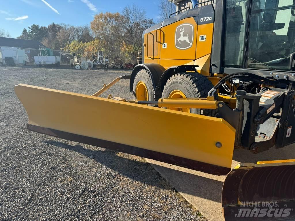 John Deere 872 G Tiehöylät