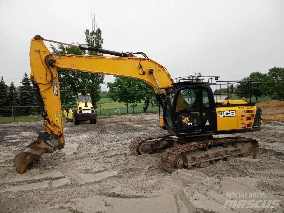 JCB JS220LC Telakaivukoneet