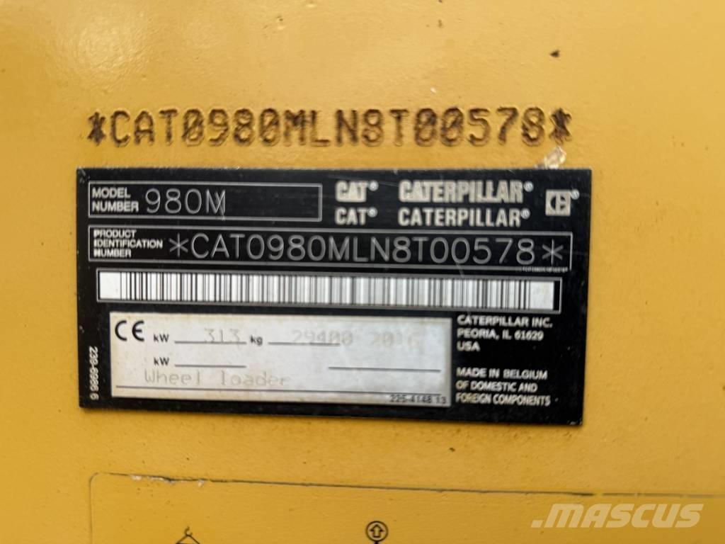 CAT 980M shovel + Bak Pyöräkuormaajat
