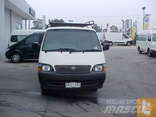 Toyota HIACE RZH103R Pakettiautot