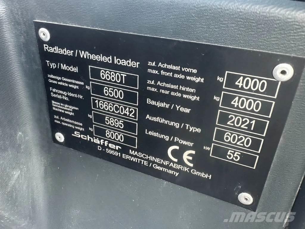 Schäffer 6080T Teleskooppikuormaajat
