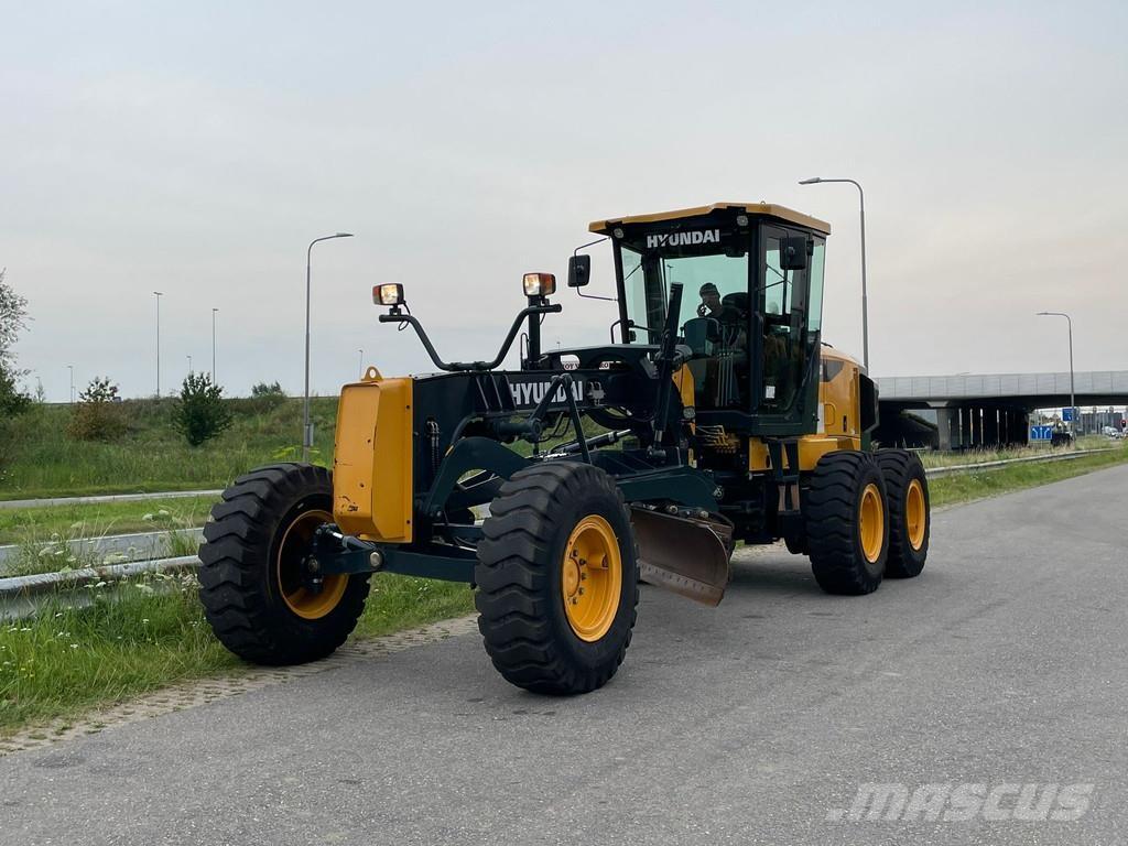 Hyundai HG130 Tiehöylät