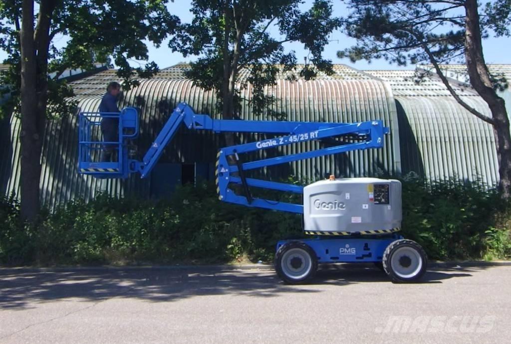 Genie Z45/25JRT Kuukulkijat