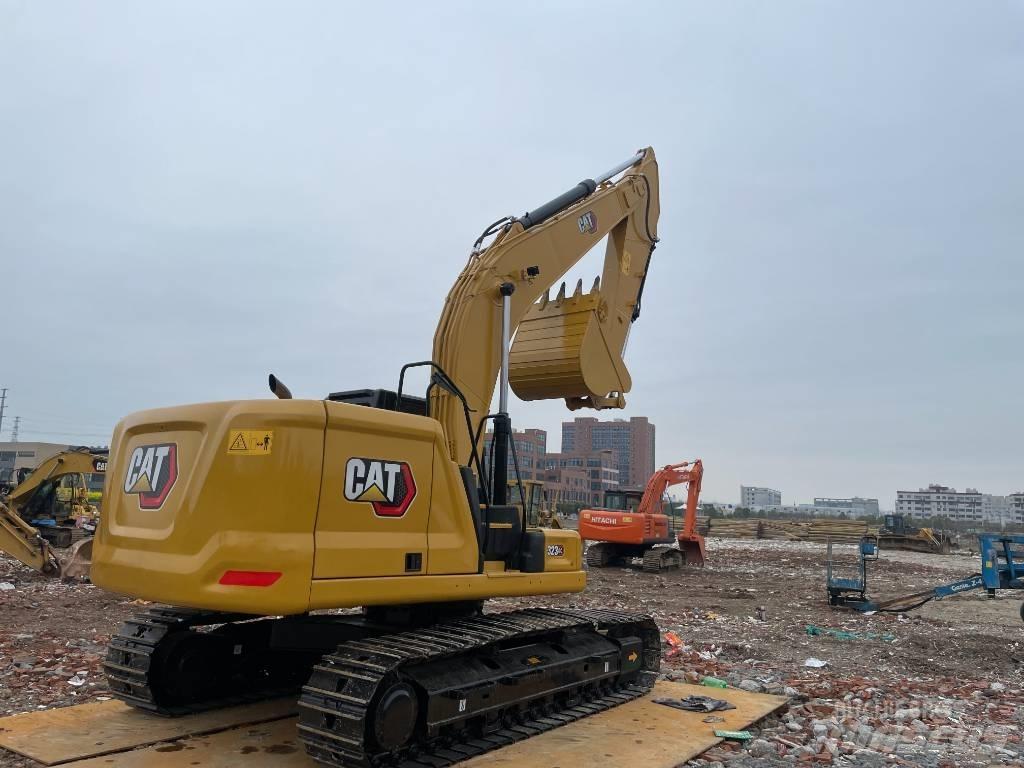 CAT 323GC Telakaivukoneet