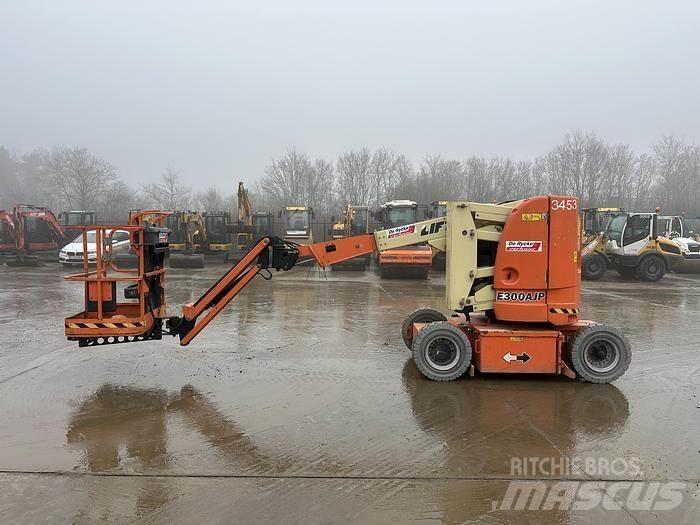 JLG E300AJP Muut henkilönosturit
