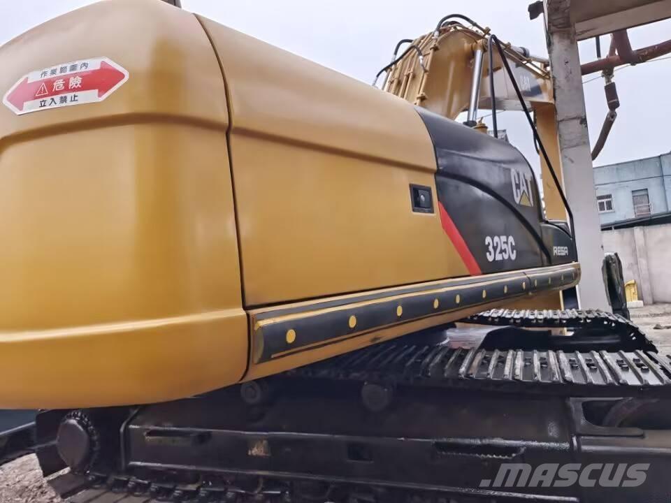 CAT 325C Telakaivukoneet