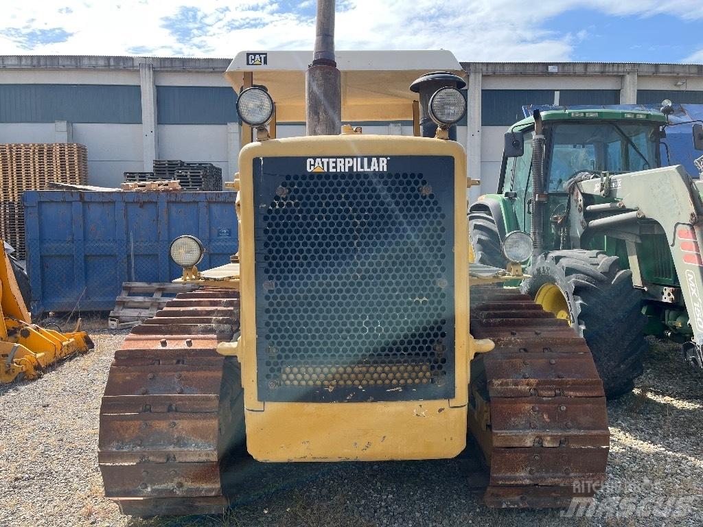 CAT D 6 Traktorit