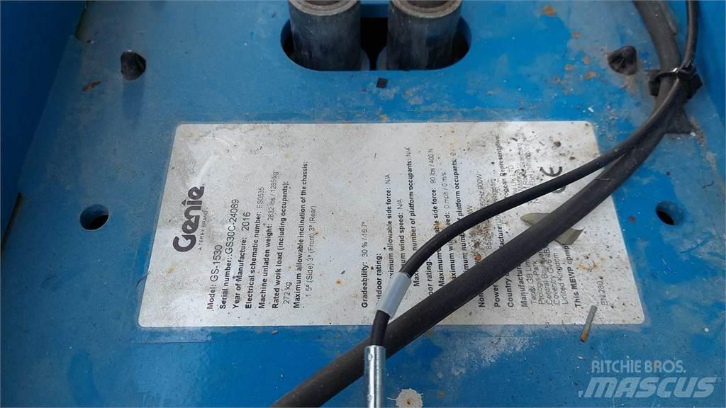 Genie GS1530 Saksilavat