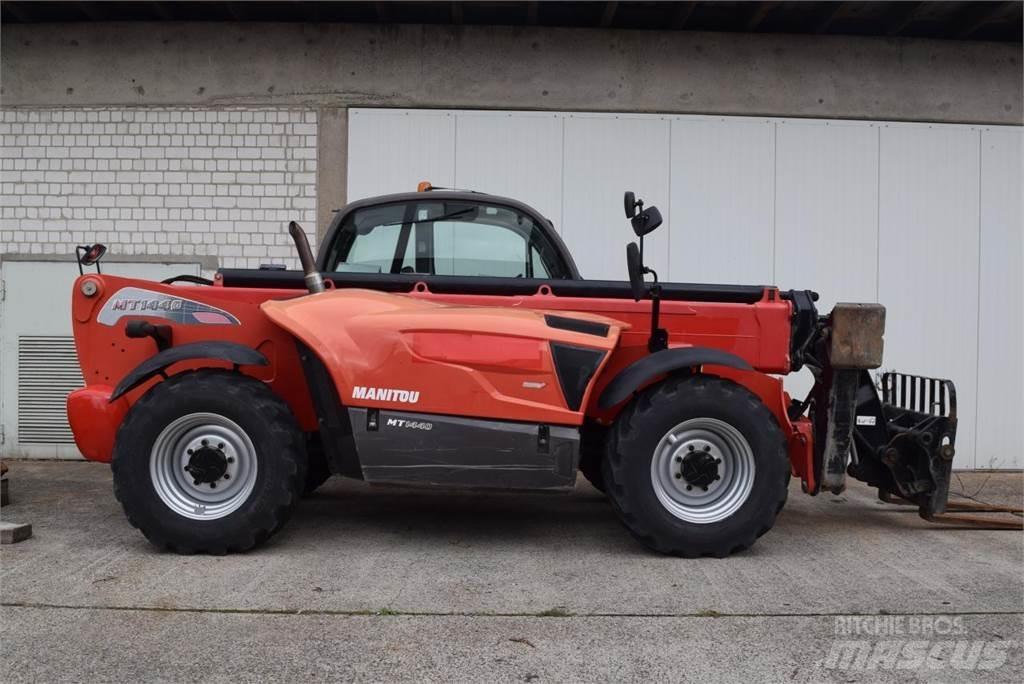 Manitou MT 1440 Teleskooppipuominostimet