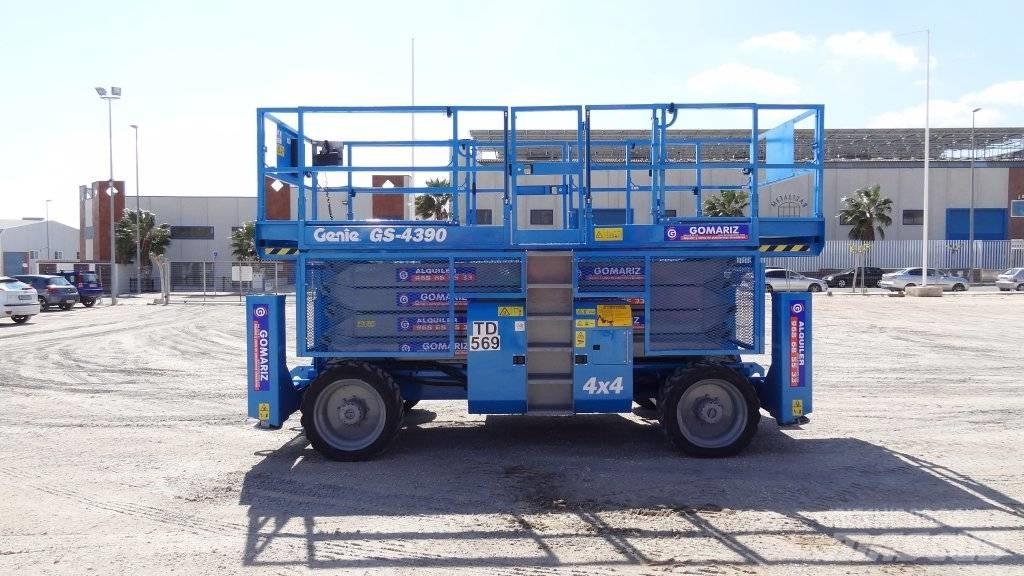 Genie GS 4390 RT Saksilavat