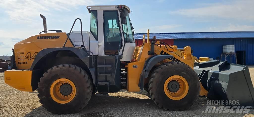 Liebherr L 544 Pyöräkuormaajat
