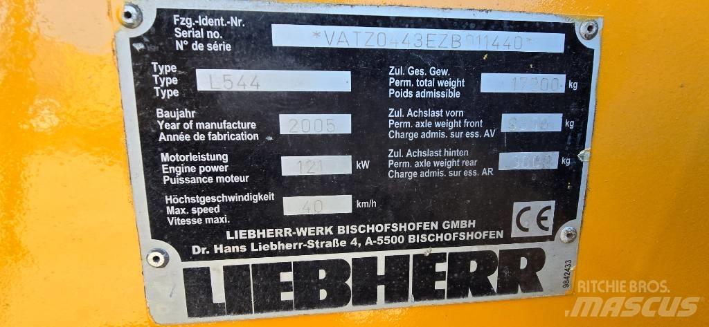 Liebherr L 544 Pyöräkuormaajat