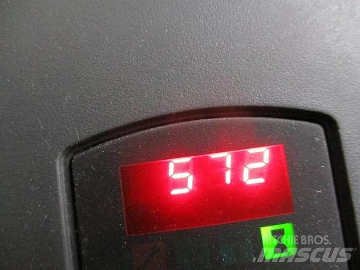 BT SWE 120 Käyden ajettavat pinoamistrukit