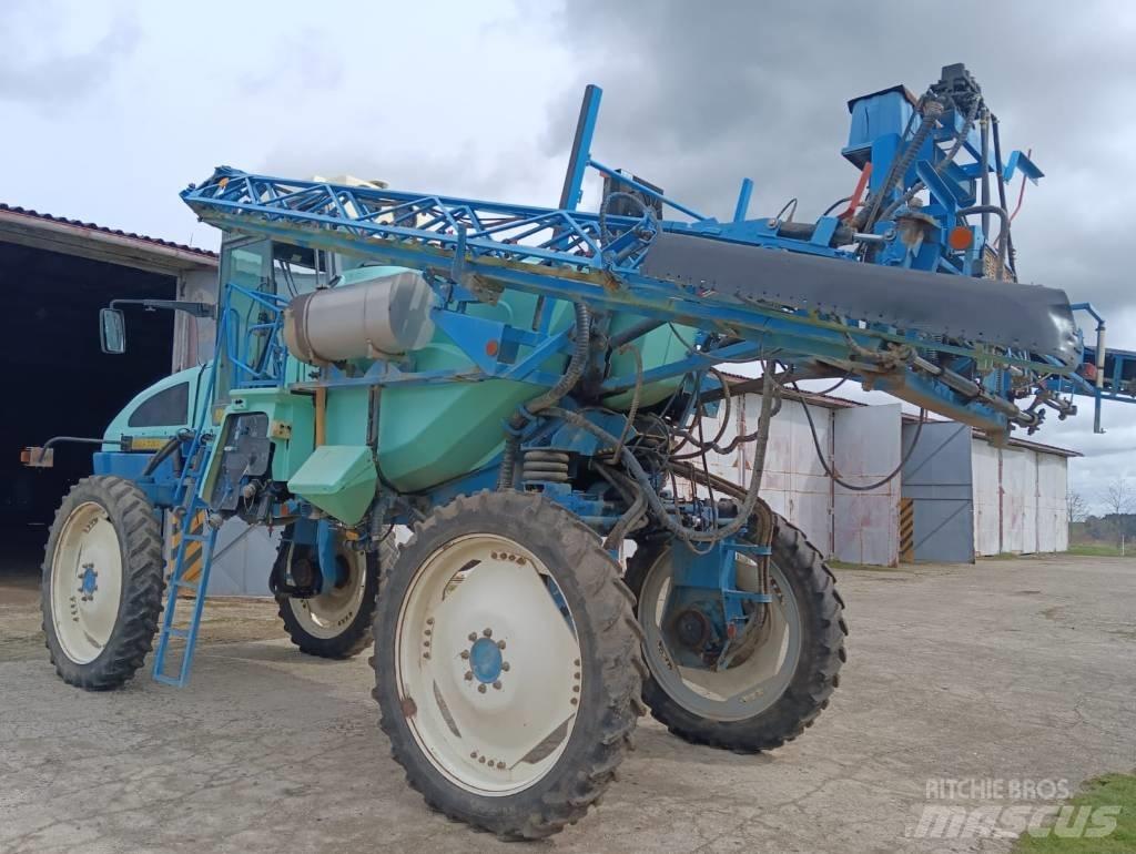 Berthoud UTL 4000 Itsekulkevat ruiskut