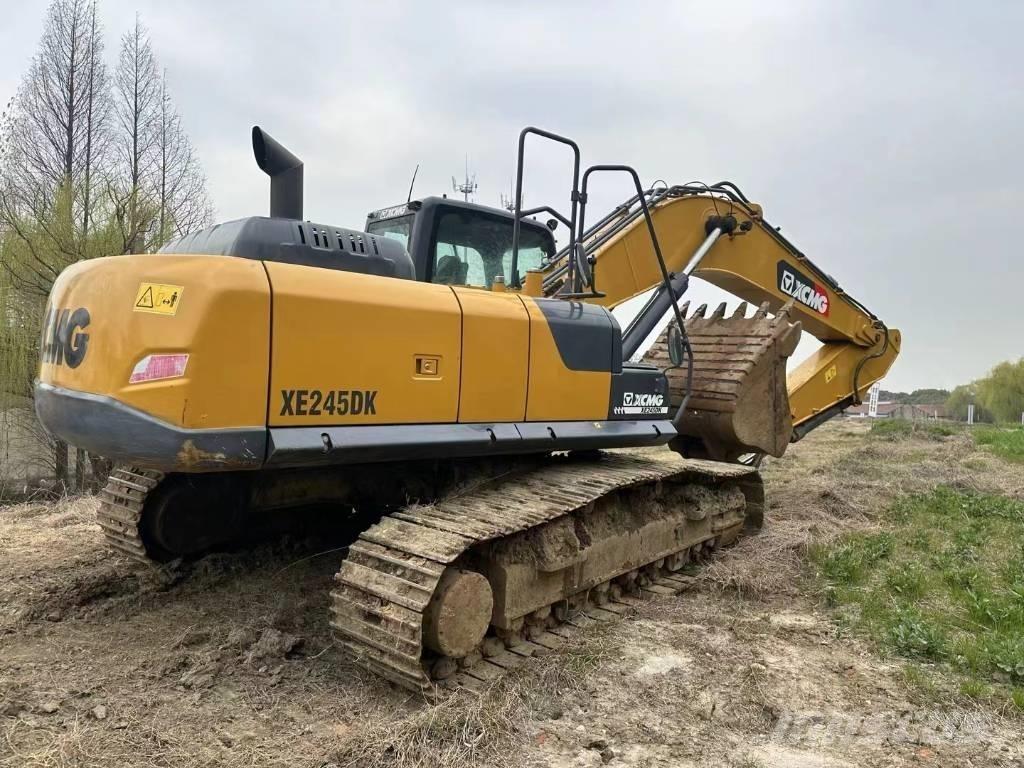 XCMG XE 245 DK Telakaivukoneet